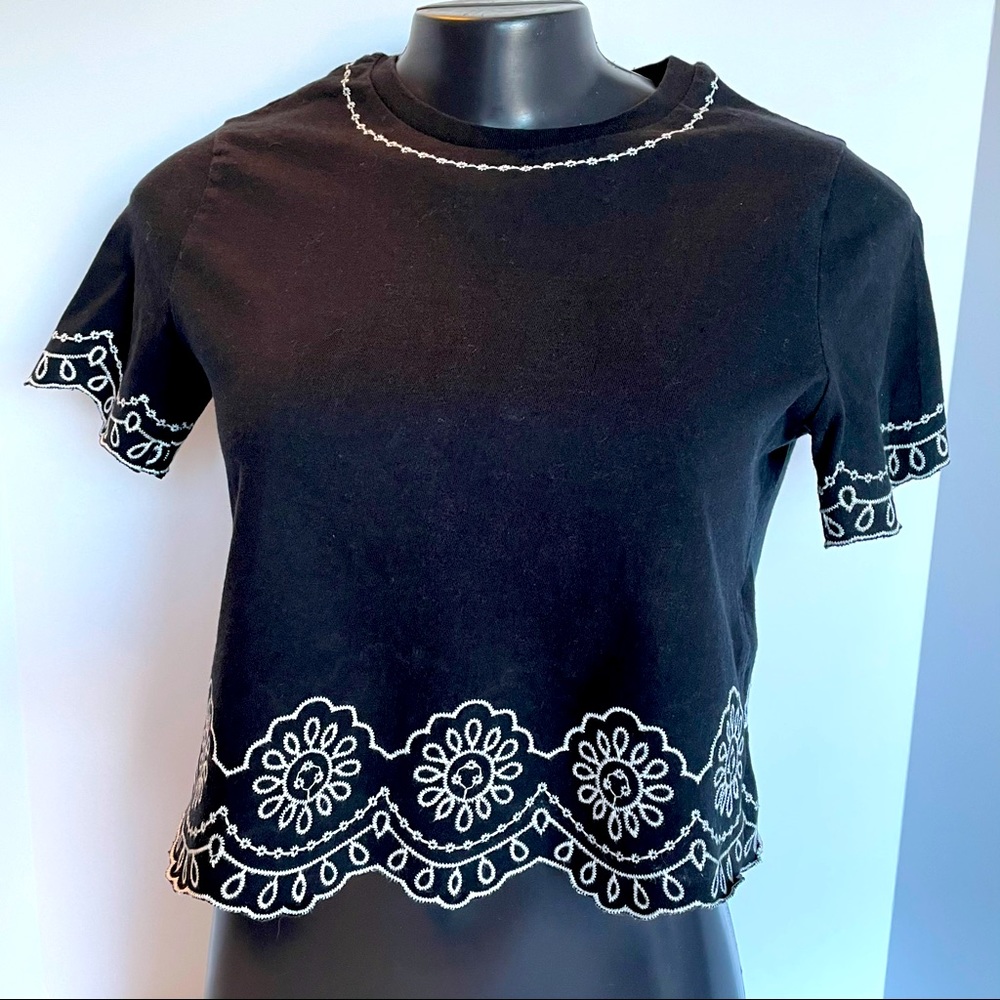 TOPSHOP Black embroidered crop top size 2